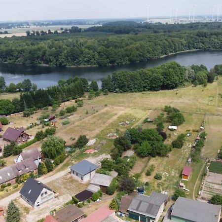 Ferienwohnung-In-Mecklenburg-Am-Kritzower-See-Mit-Ruderboot Kritzow  エクステリア 写真