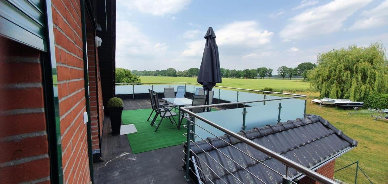 Ferienwohnung-In-Mecklenburg-Am-Kritzower-See-Mit-Ruderboot Kritzow  エクステリア 写真
