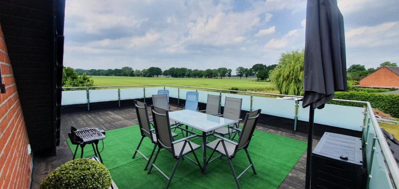 Ferienwohnung-In-Mecklenburg-Am-Kritzower-See-Mit-Ruderboot Kritzow  エクステリア 写真